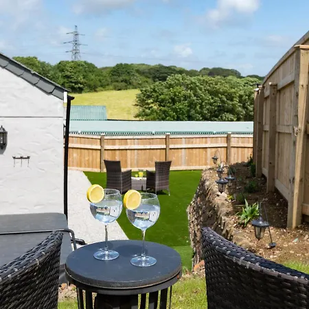 Be Our Guest Holiday home Truro