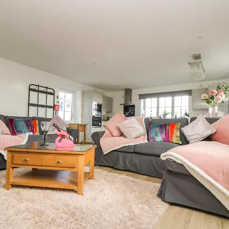 Holiday home Be Our Guest Truro